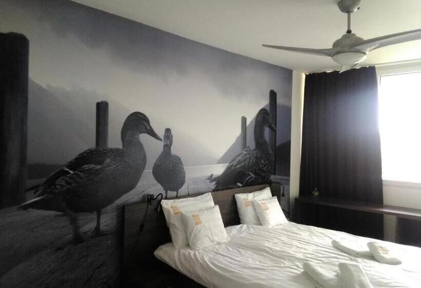 バルコニー付きスタンダードルーム, Balinn Rooms