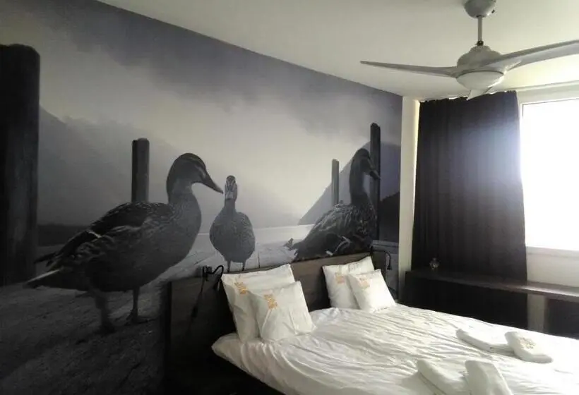 バルコニー付きスタンダードルーム, Balinn Rooms