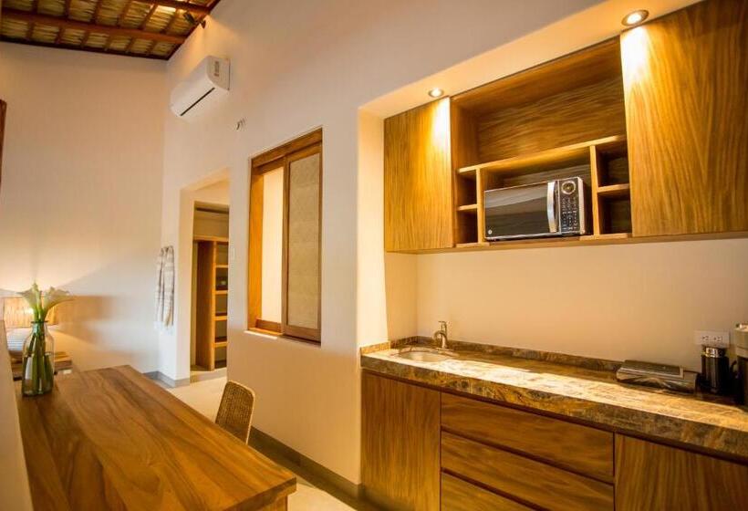 Полулюкс Вид на Бассейн, Casa Bocana