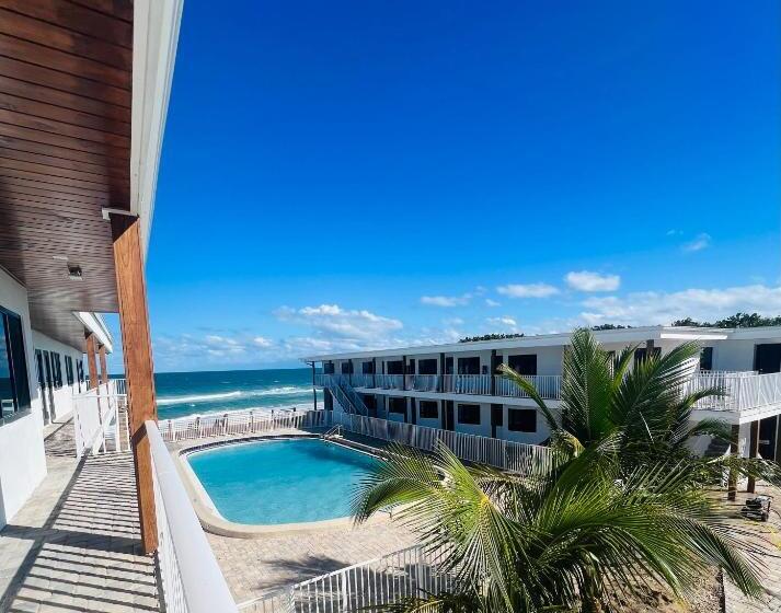 جناح, Melbourne Beach Resort