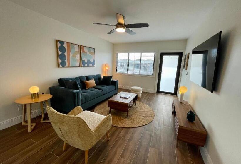 Люкс Кровать Кинг, Melbourne Beach Resort