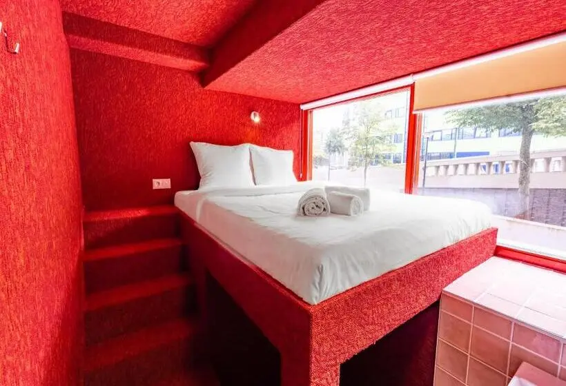 اتاق استاندارد با سرویس بهداشتی مشترک, Not Hotel Rotterdam