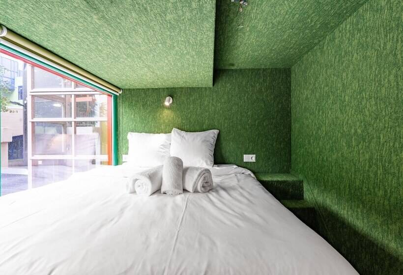 带共用浴室的标准房间, Not Hotel Rotterdam