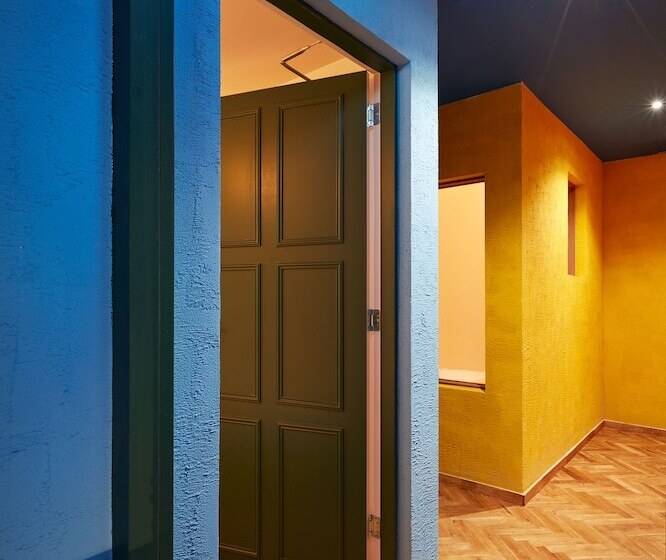 基本间, Not Hotel Rotterdam