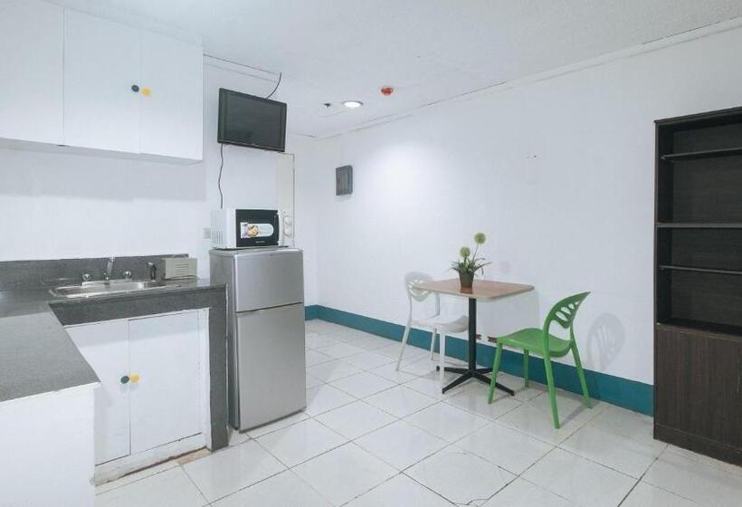 اتاق استاندارد, Reddoorz At Crowne One Condo