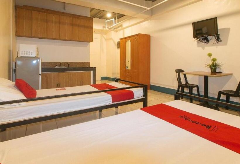 اتاق استاندارد سه نفره, Reddoorz At Crowne One Condo