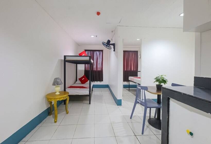 اتاق استاندارد چهار تخته, Reddoorz At Crowne One Condo