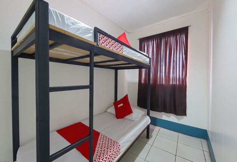 اتاق استاندارد چهار تخته, Reddoorz At Crowne One Condo