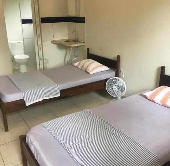 חדר סטנדרט, Economic Eldorado