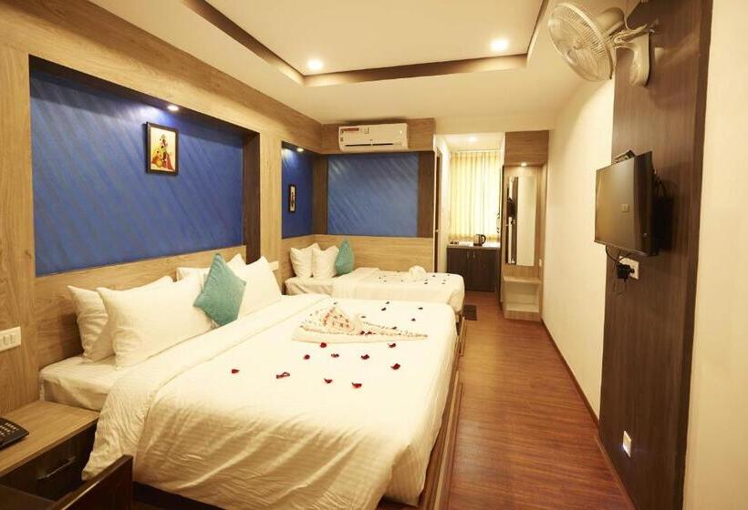 Chambre Triple Deluxe, Ramtel Inn