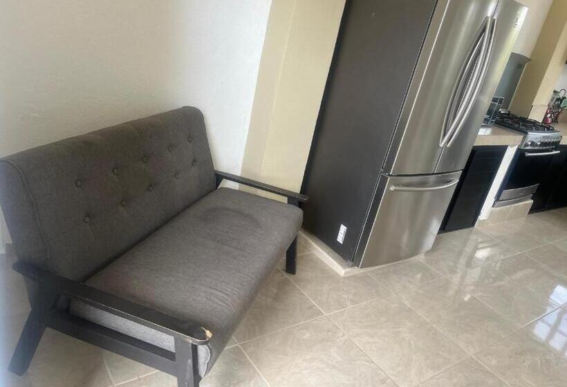 جناح عائلي, Y Bungalows Bugambilias