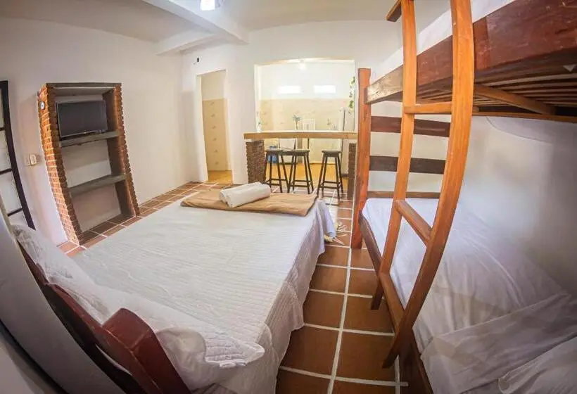 Standard-studio, Aldeia Ubatuba