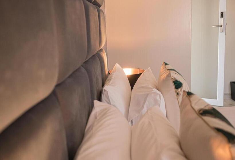 سوییت لوکس, Gletwyn Boutique Guesthouse