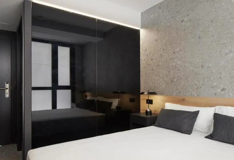スタンダードルーム, Hostal Espoz Y Mina