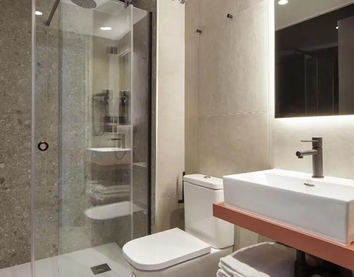 シングルデラックスルーム, Hostal Espoz Y Mina