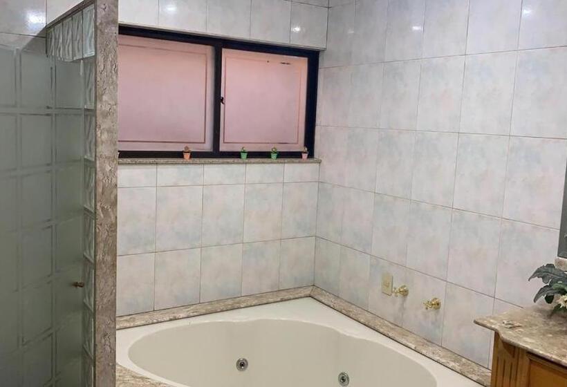 Семейный Номер, Pousada Do Nivinho