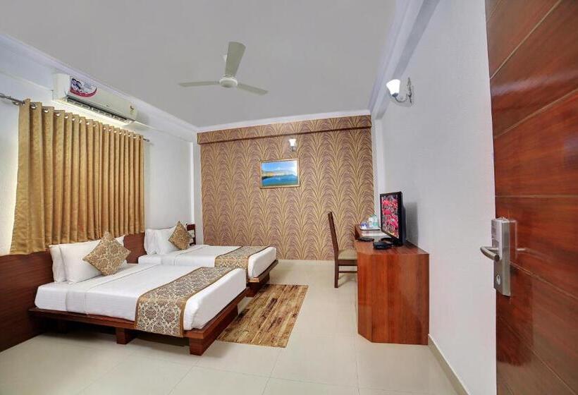 Номер Superior, The Liverpool Blue Hotels