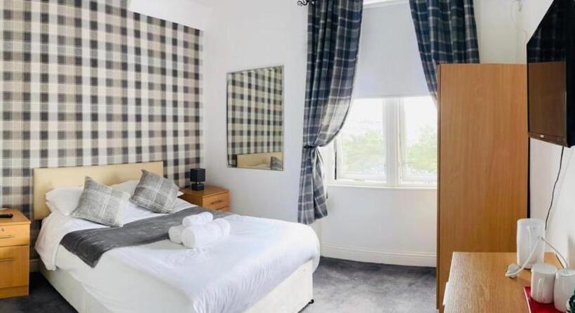 غرفة قياسية, Aberfoyle Inn