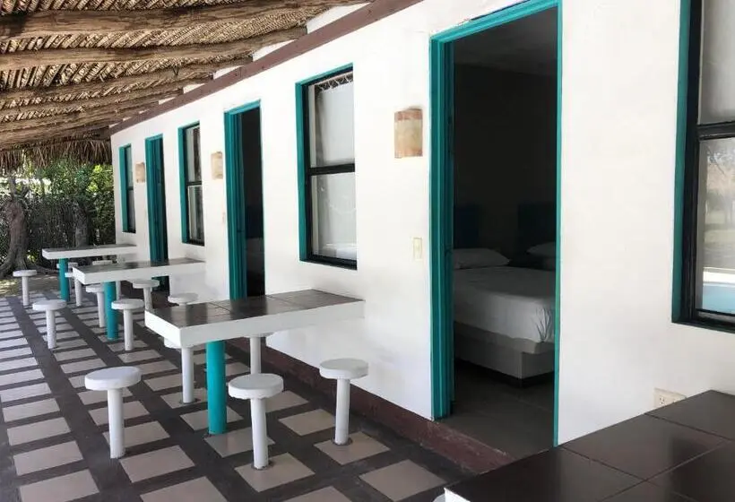 Standard-huone Allasnäkymä, Bungalows Marbella Costa Esmeralda