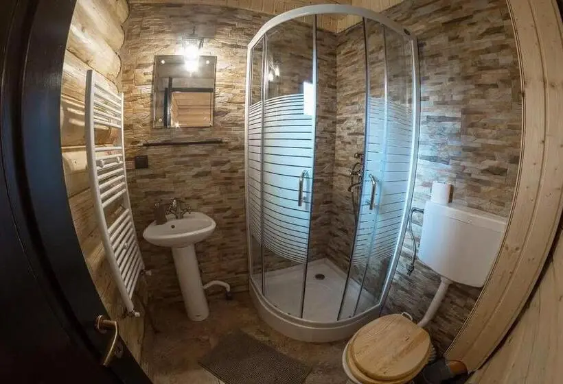1ベッドルームハウス, Casa Pădurarului