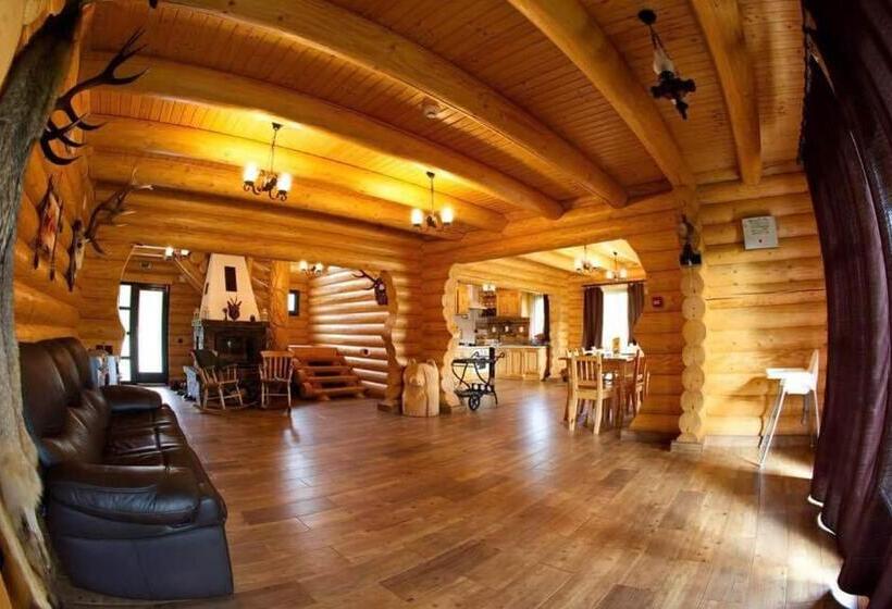 منزل غرفة نوم واحدة, Casa Pădurarului