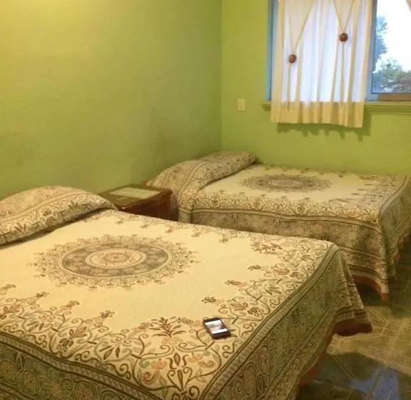 スタンダード4人部屋, Cosoleacaque Centro