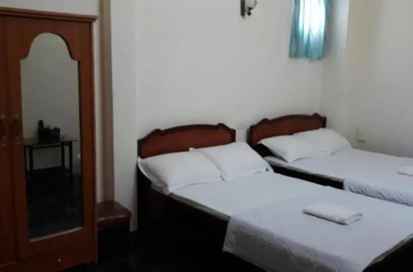 اتاق استاندارد چهار تخته, Khách Sạn Duy Hoàng