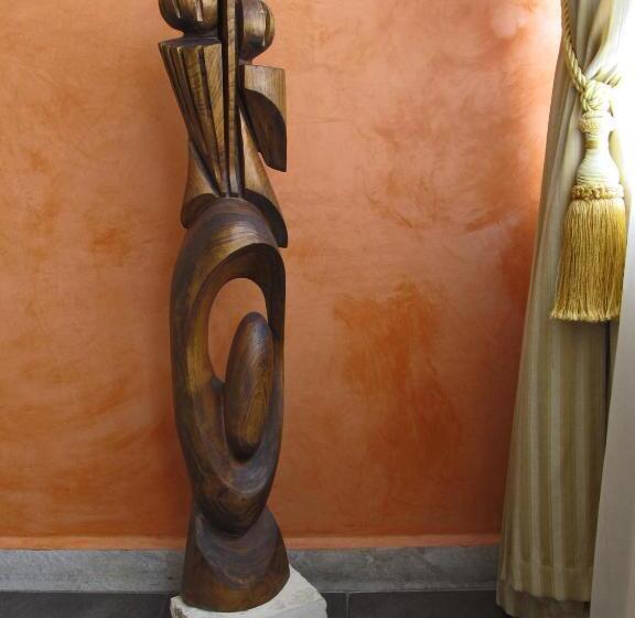 Quarto Estandar Individual, Kilometrul Zero