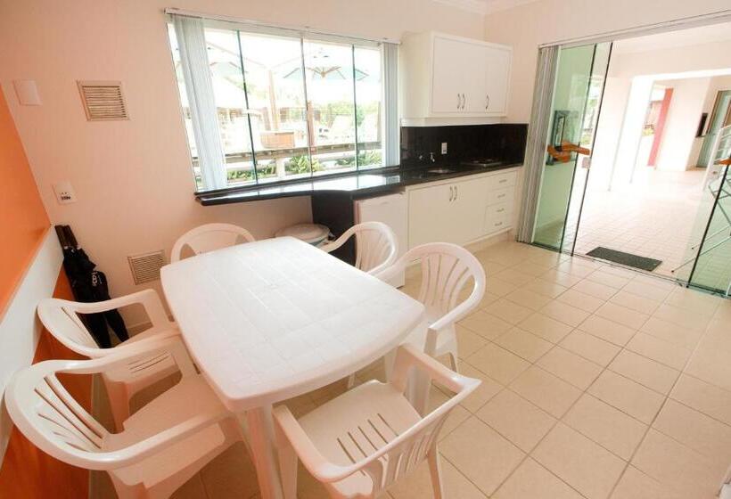 Apartamento 1 Quarto Rés-do-chão, Villa Di Acqua Hotel Parque Cascanéia