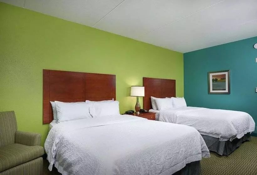 スタンダードルーム, Hampton Inn Bermuda Run