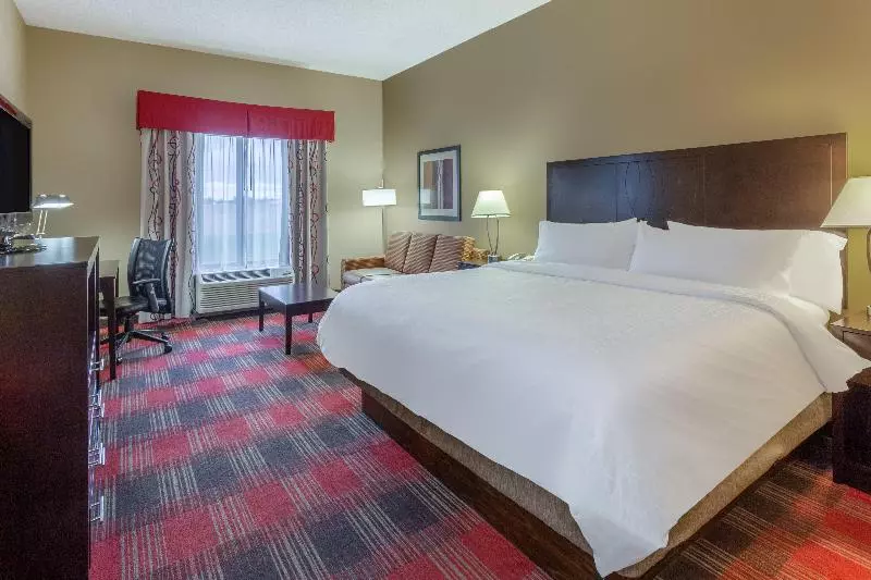 キングサイズベッドのスタンダードルーム, Holiday Inn Express Hotel & Suites Bowling Green, An Ihg