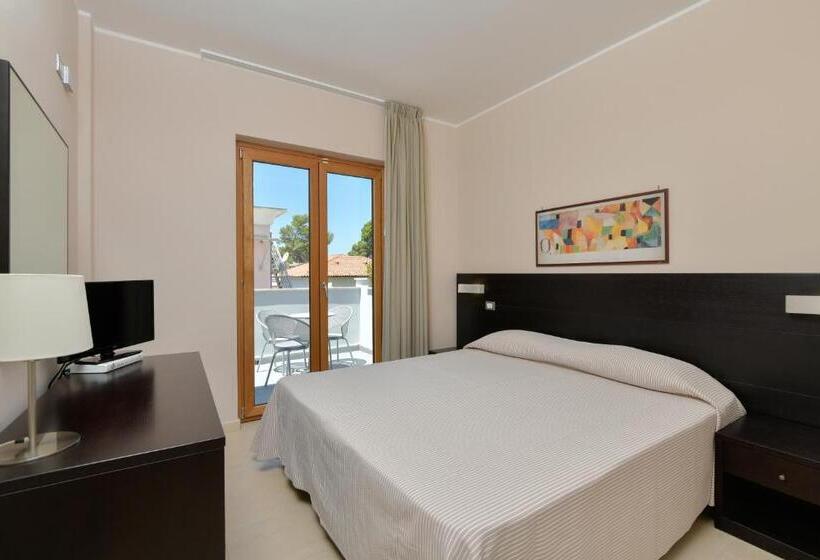 Номер Стандарт Трехместный, Mareluna