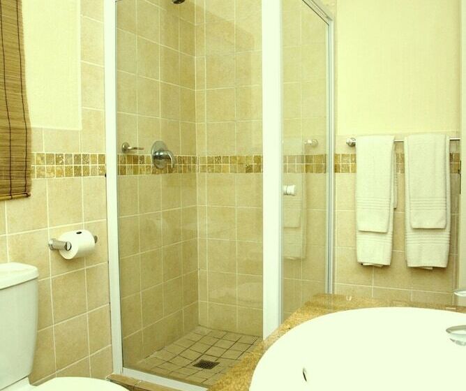 סוויטת 2 חדרי שינה, Premier Splendid Inn Port Edward