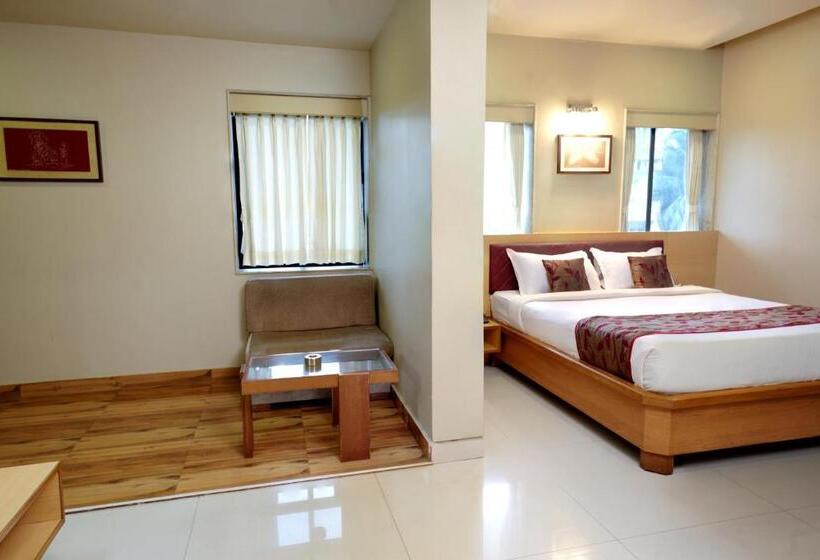 高级大房间, Prestige, Mangalore