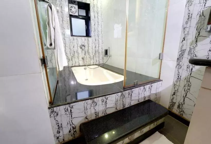 سوییت جونیور, Prestige, Mangalore