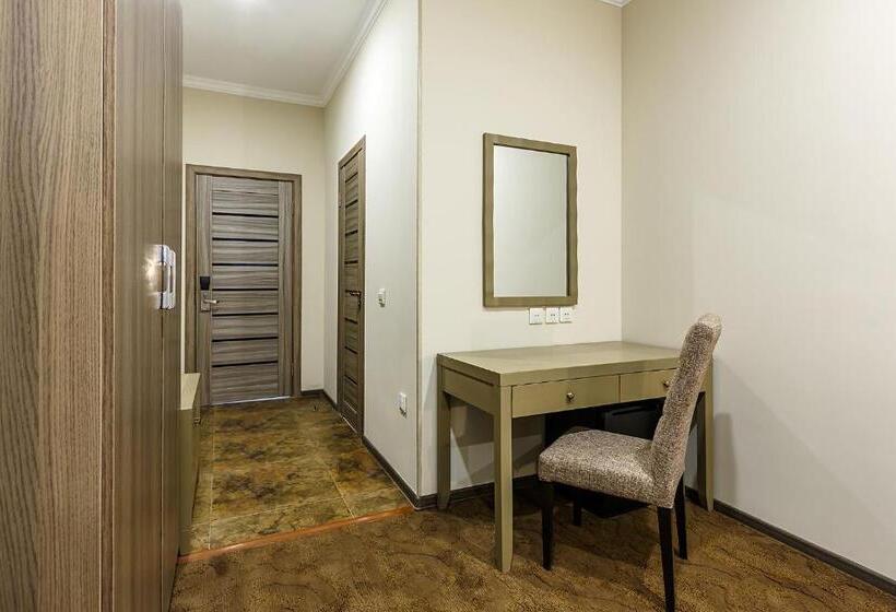 اتاق استاندارد, Renion