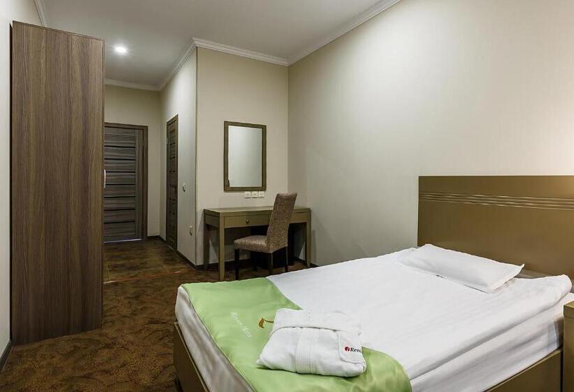 اتاق استاندارد با تخت بزرگ, Renion