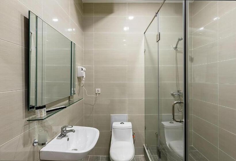 اتاق استاندارد با تخت بزرگ, Renion