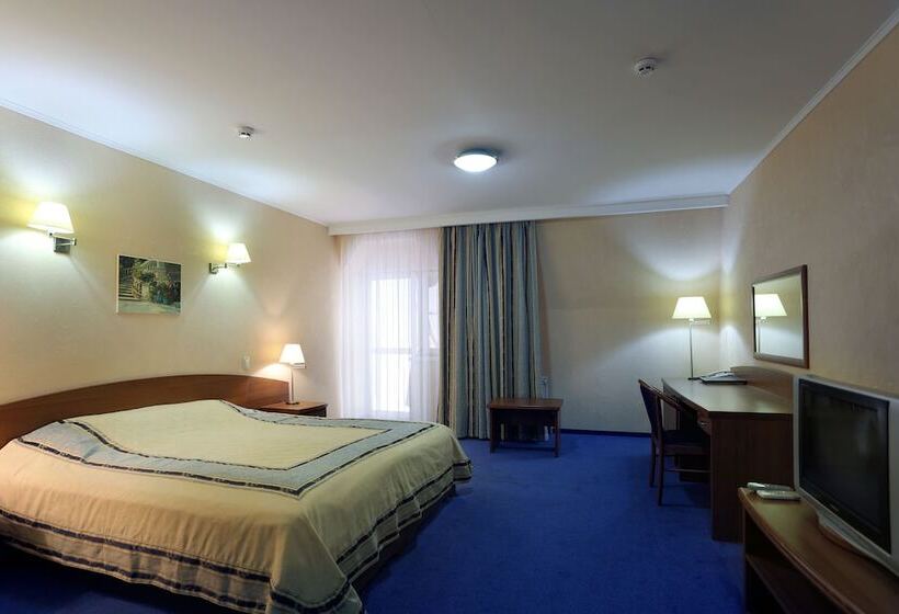 اتاق استاندارد, Sosnovyi Bor