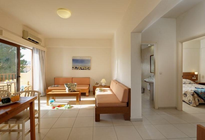 侧面带海景及2个卧室的公寓, Indigo Mare