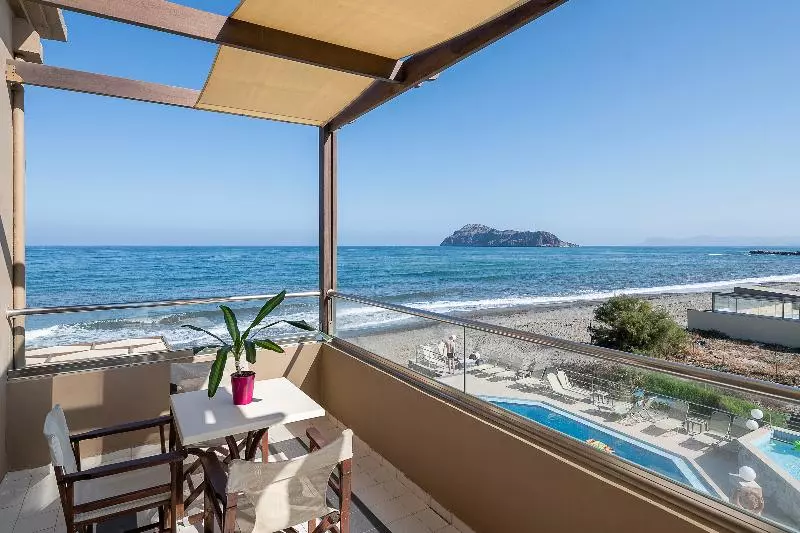 1 Bedroom Apartment Sea View