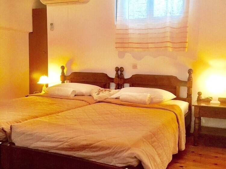 דירת חדר, Irene Villa