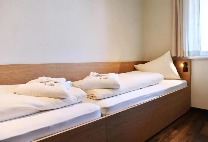Huoneisto 1 Makuuhuone Näkymä, Apparthotel Gartenresidence Nalserhof