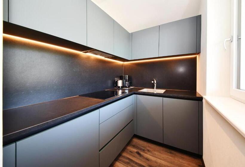 Апартаменты 1 Спальня Вид на Бассейн, Apparthotel Gartenresidence Nalserhof