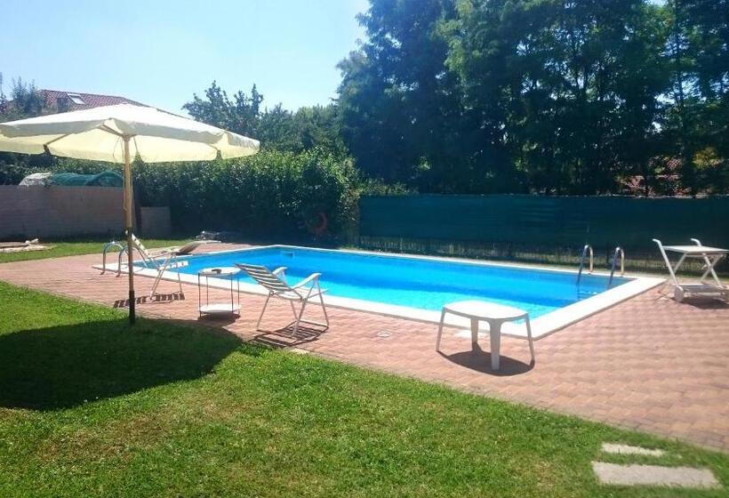 חדר דלוקס לשלושה, Ciliegissima