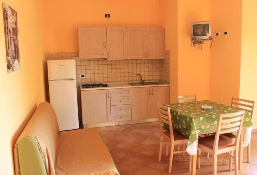 דירת שני חדרים, Green Park Residence