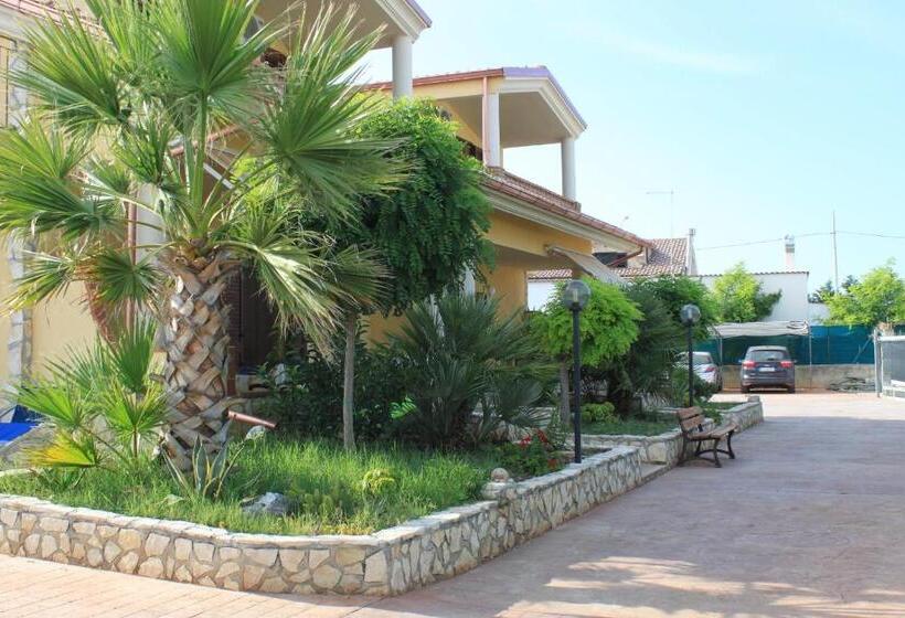 דירת שני חדרים, Green Park Residence