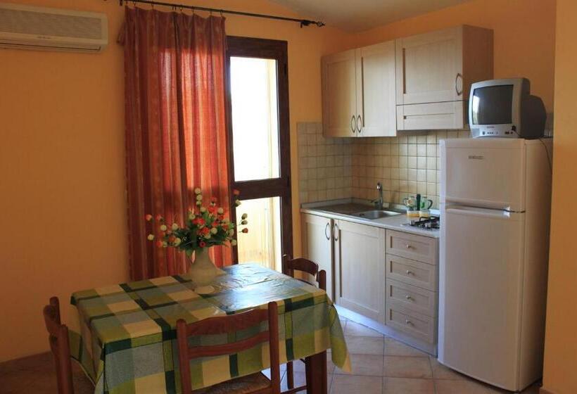 דירת חדר, Green Park Residence