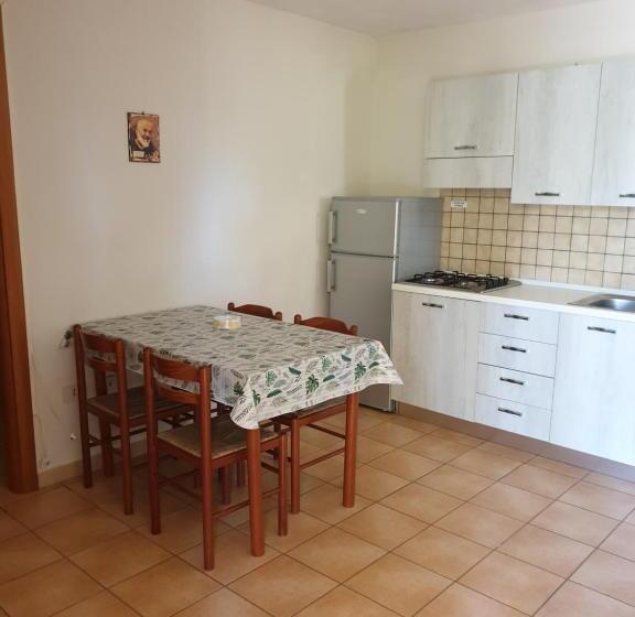 בית, 2 חדרי שינה, Green Park Residence