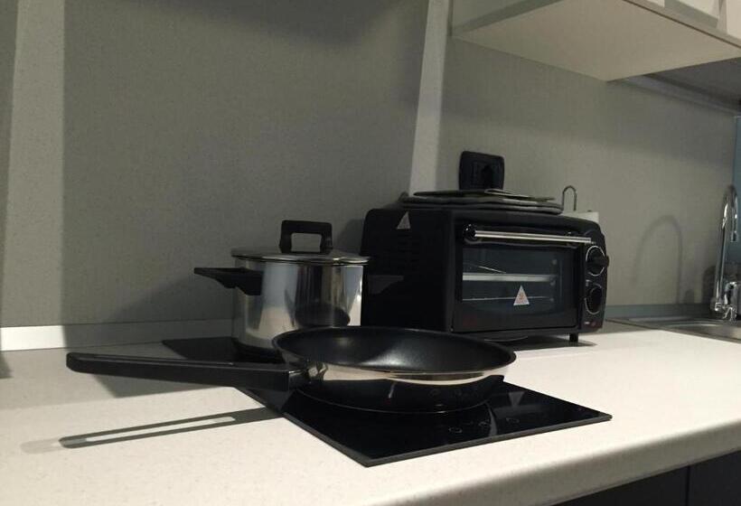 스탠다드 스튜디오, Agriturismo Finestre Di Langa